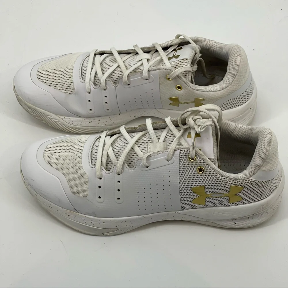 UNDER ARMOUR CHARGED WOMENS ATHLETIC SHOES SZ 11.5, GOOD CONDITION, PREO…